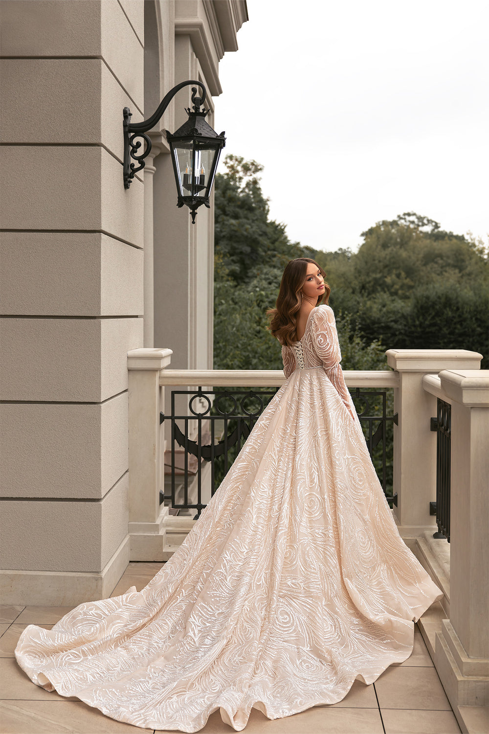 Maria Anette 5302 with Veil - FOSTANI